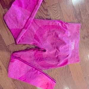 Victoria’s Secret PINK leggings